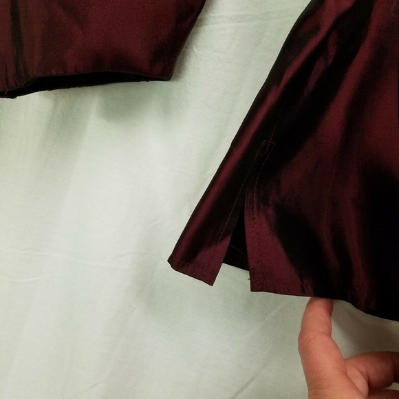 JS Collections shiny maroon satin blouse w Rhinestone Buttons women sz 12 - Picture 12 of 12